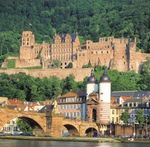 Majestueuse vallée du Rhin romantique et le rocher légendaire de la Lorelei - Archambault Travel