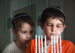 Tenir compte de la diversit&eacute; religieuse dans les &eacute;coles du Manitoba - Un guide pour les &eacute;ducatrices et les &eacute;ducateurs - Manitoba Education