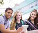 GUIDE D'ACCUEIL DES &Eacute;TUDIANTS INTERNATIONAUX - WELCOME GUIDE - UPEC