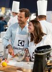 PROGRAMME HOSPITALITÉ - OFFREZ UNE SOIRÉE D' EXCEPTION SIGNÉE PAR LES PLUS GRANDS CHEFS , EN FACE DE L A TOUR EIFFEL - Taste of Paris