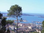 CONTRAT PLURIANNUEL 2012-2017 - MINIST&Egrave;RE DE L'ENSEIGNEMENT SUP&Eacute;RIEUR ET DE LA RECHERCHE - UNIVERSIT&Eacute; DU SUD TOULON-VAR - Universit&eacute; de Toulon