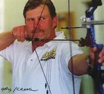 Book of Remembrance Livre Commémoratif - Archery Canada