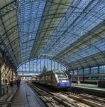 Proposition de loi relative aux pr&eacute;-enseignes - Patrick Molinoz et Sabrina Roche AVRIL 2019 - Cese