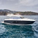 COLLECTION 2021 - Prestige Yachts