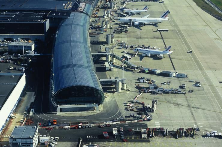 Effondrement Et Reconstruction Du Terminal 2E De L'aéroport Roissy ...