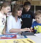 EDUCATION NUM&Eacute;RIQUE A L'&Eacute;COLE - i o n du corps enseignant ions et des direct - Bundespublikationen